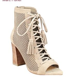 Marc Fisher Women's Cream Lace-Up Heeled Boots